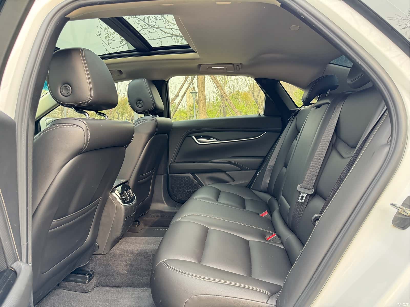 Cadillac XTS, 2019 6