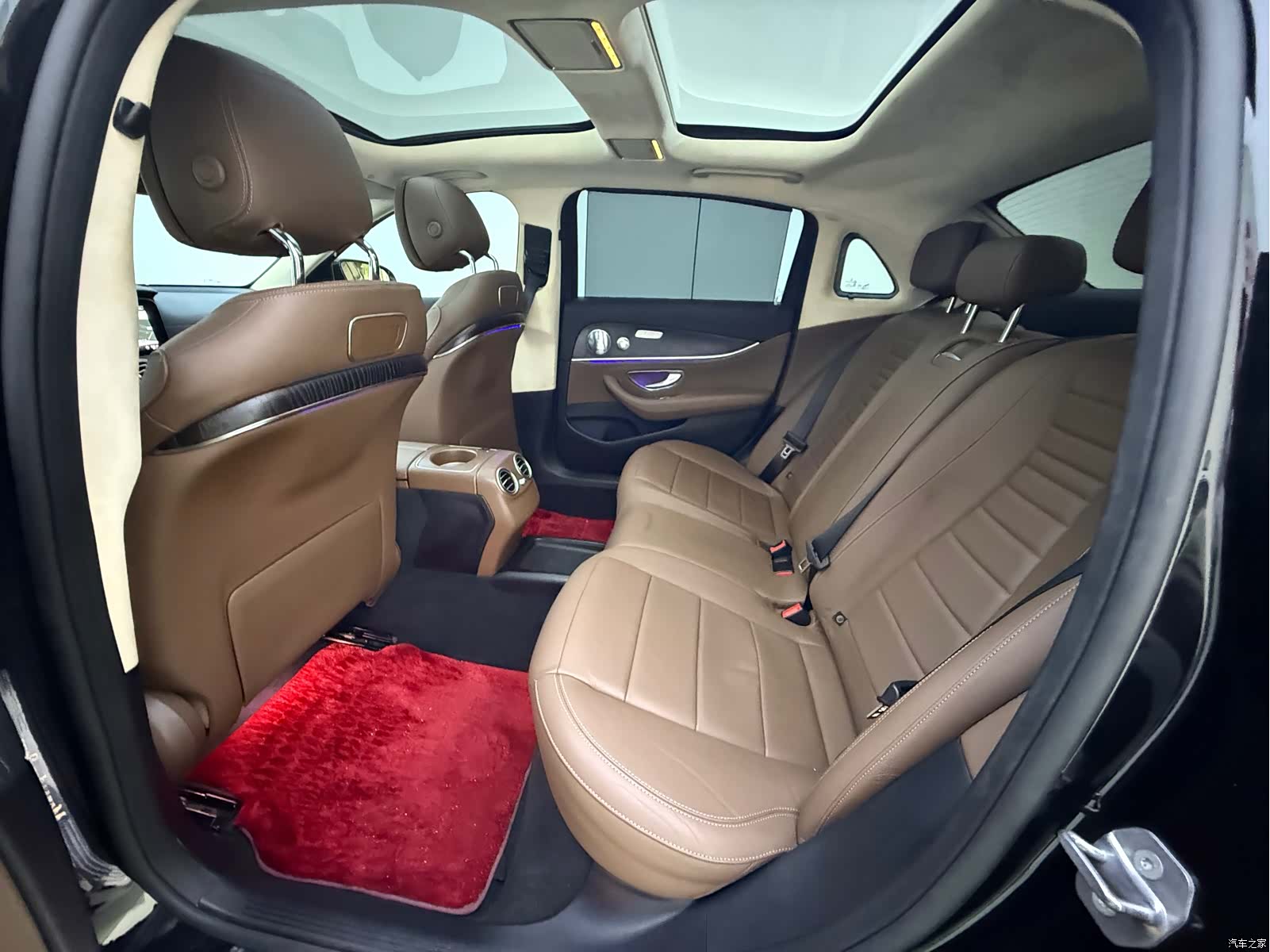 Mercedes-Benz E-Class, 2018 18