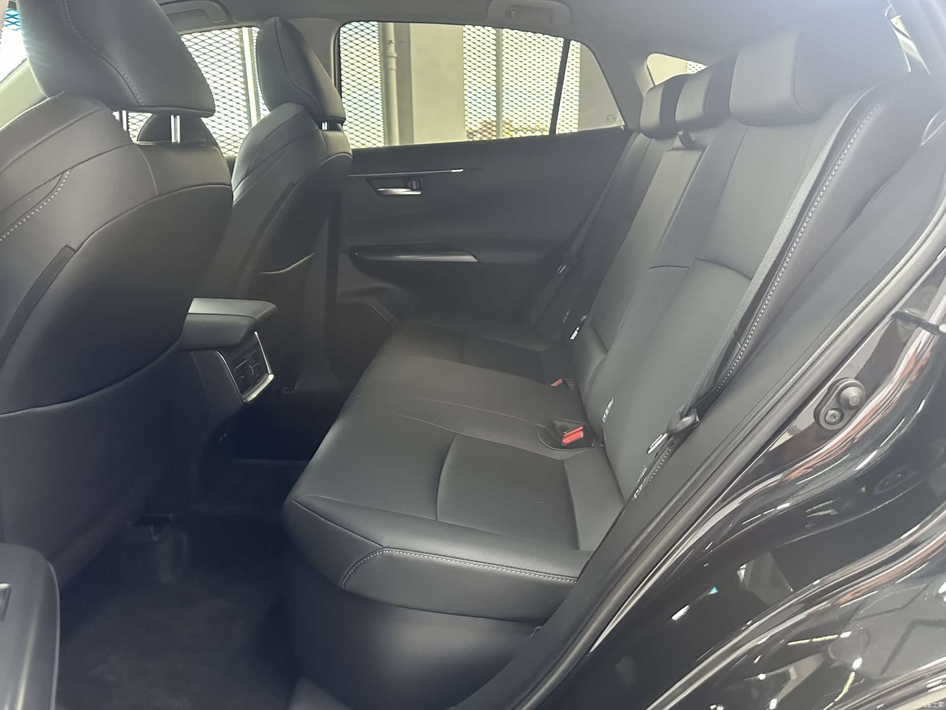 Toyota Venza, 2023 9