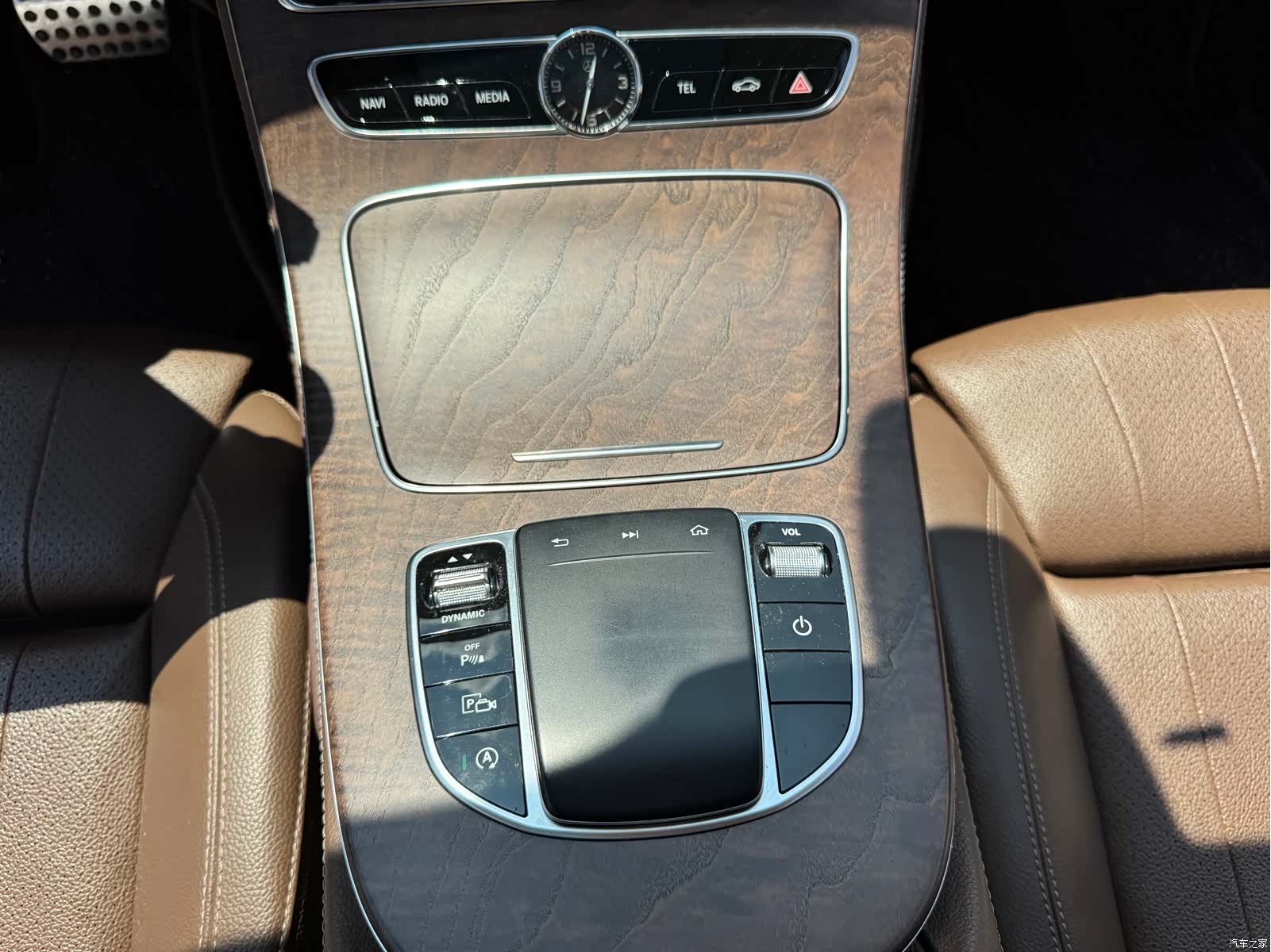 Mercedes-Benz E-Class, 2019 16