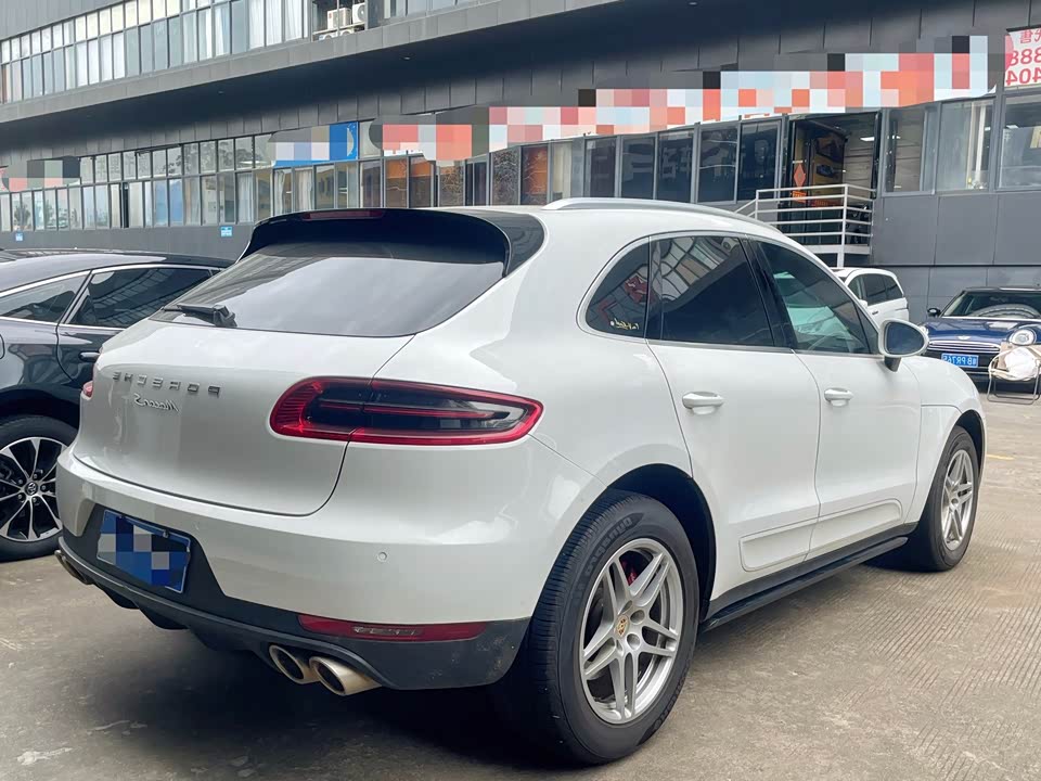 Porsche Macan