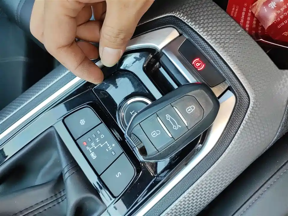 Peugeot 408 Peugeot 408