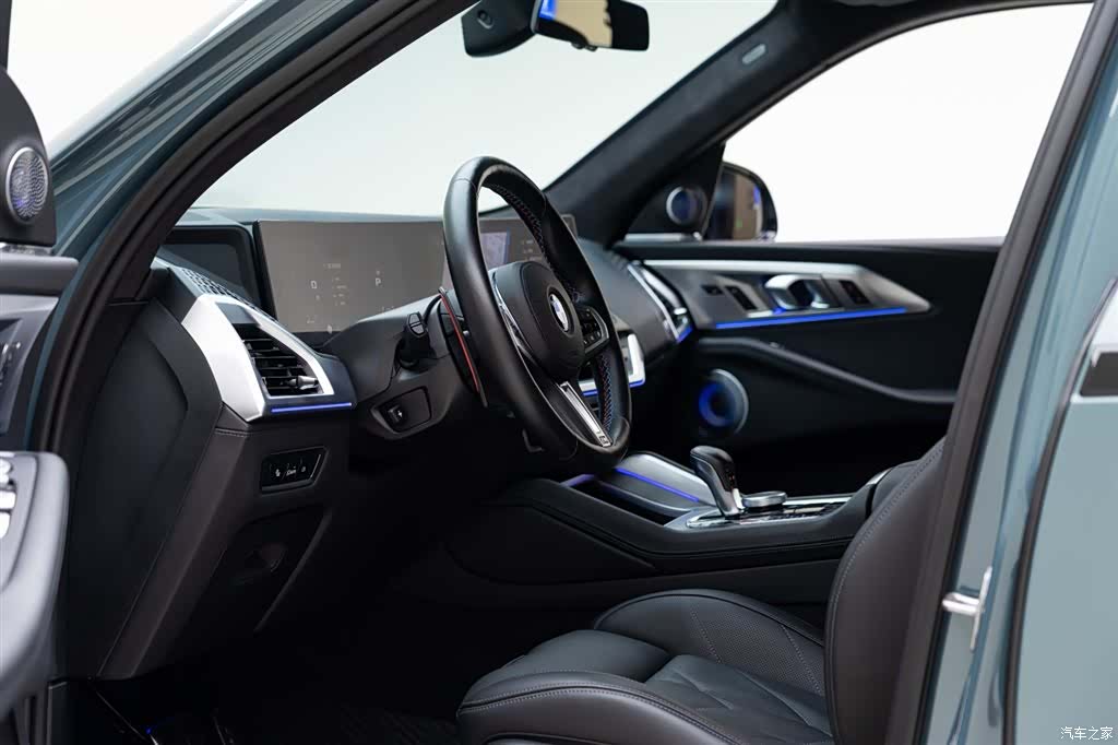 BMW XM, 2025 11