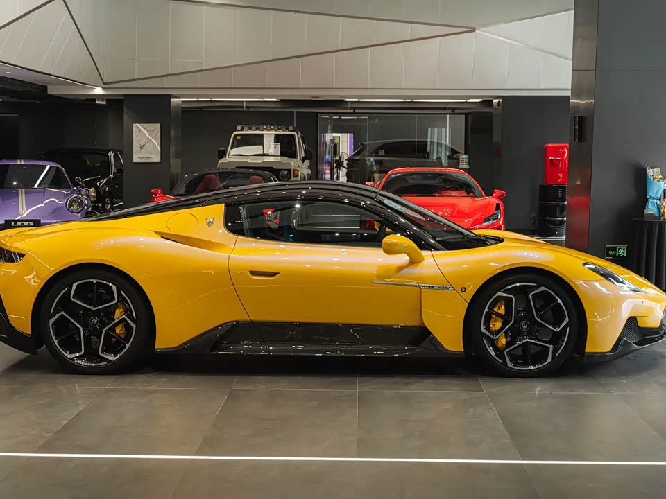 Maserati MC20