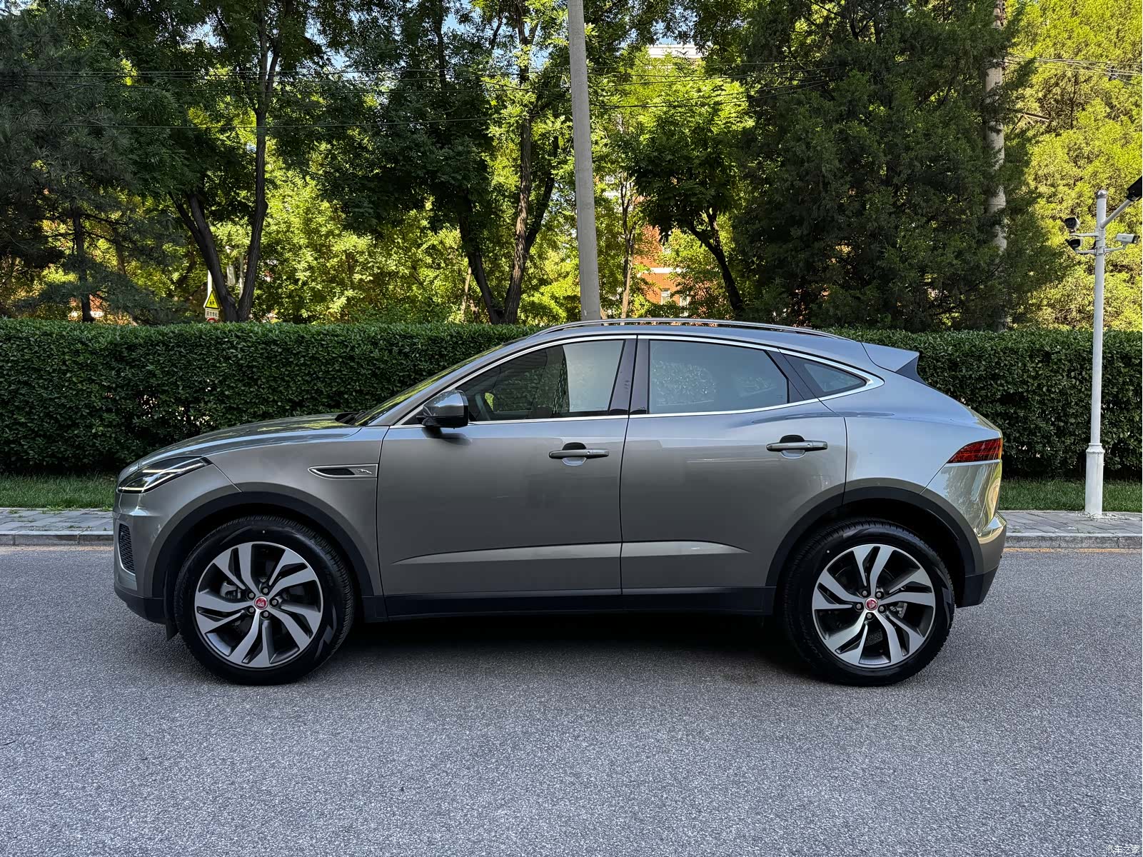 Land Rover E-PACE, 2025 3