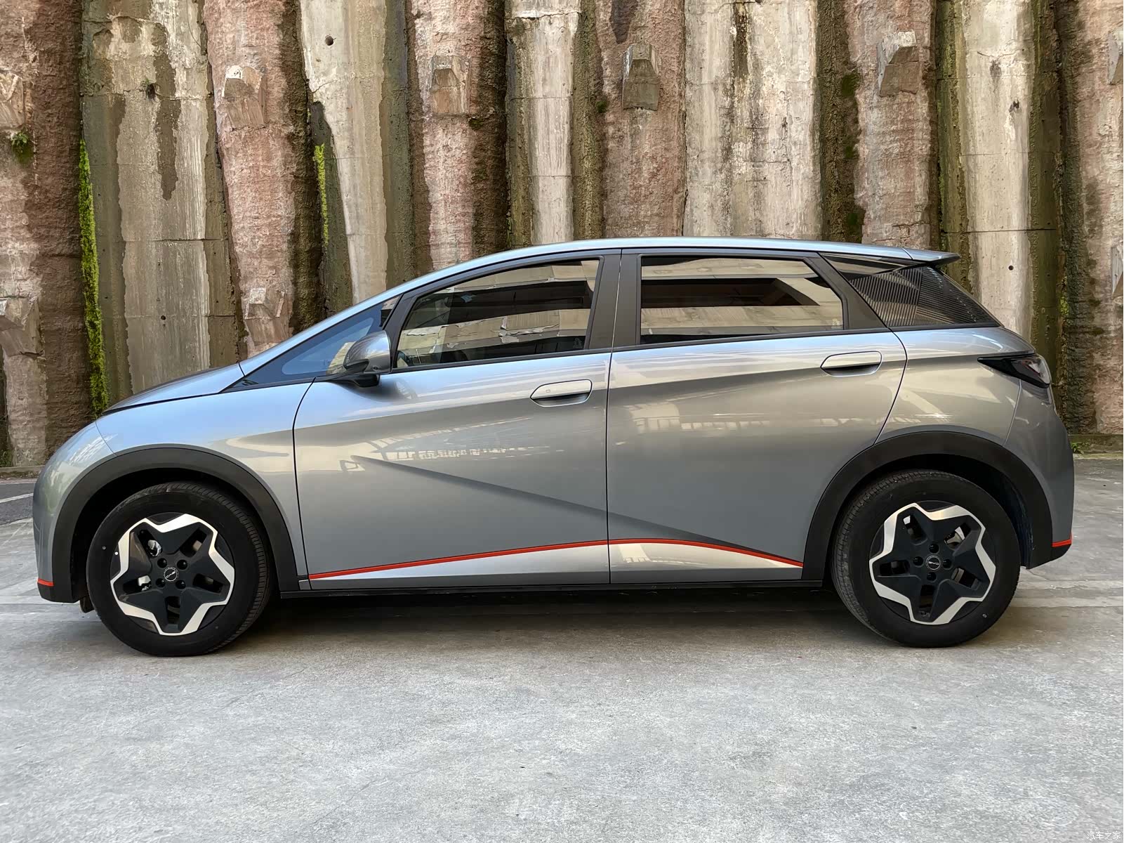 BYD Dolphin, 2023 4