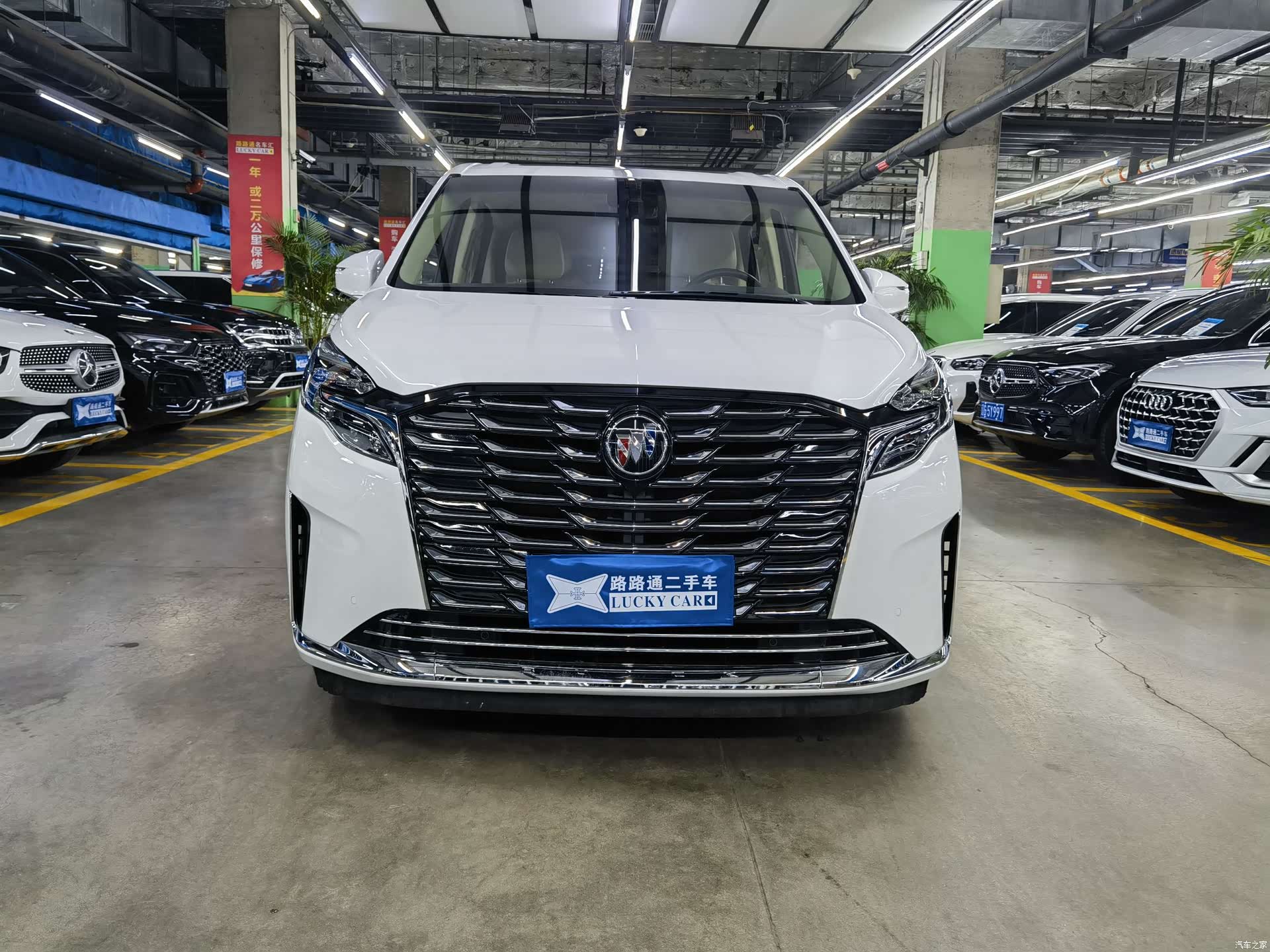 Buick GL8, 2022 2