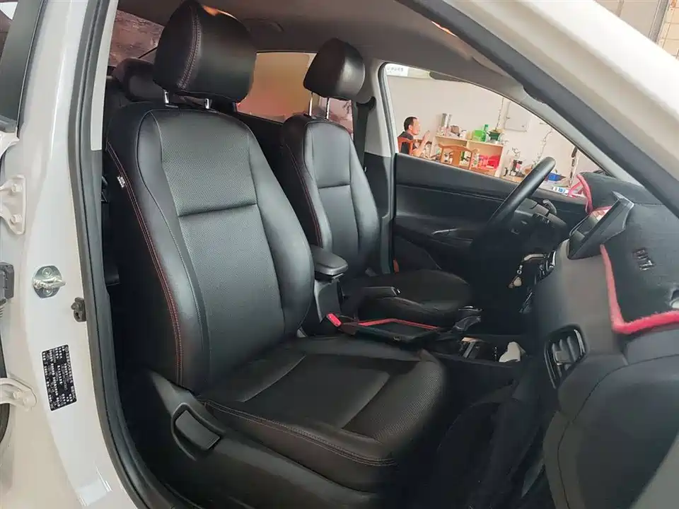 Hyundai Yuedong