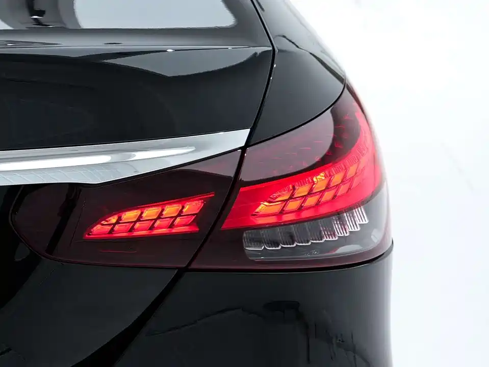 Mercedes-Benz E-class Mercedes-Benz E-class