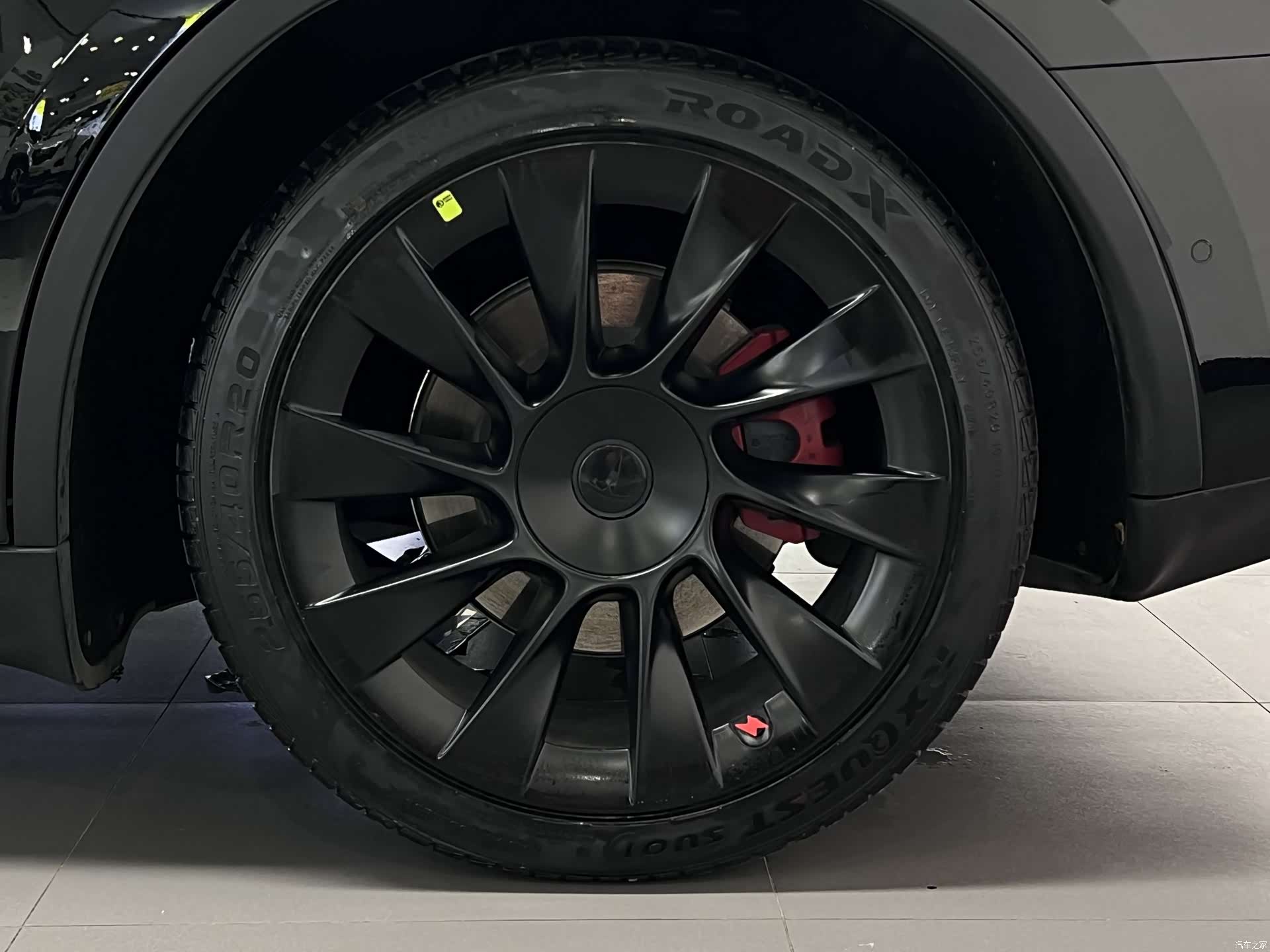 Tesla Model Y, 2021 10