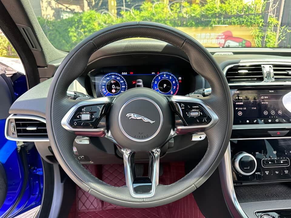 Jaguar XEL Jaguar XEL