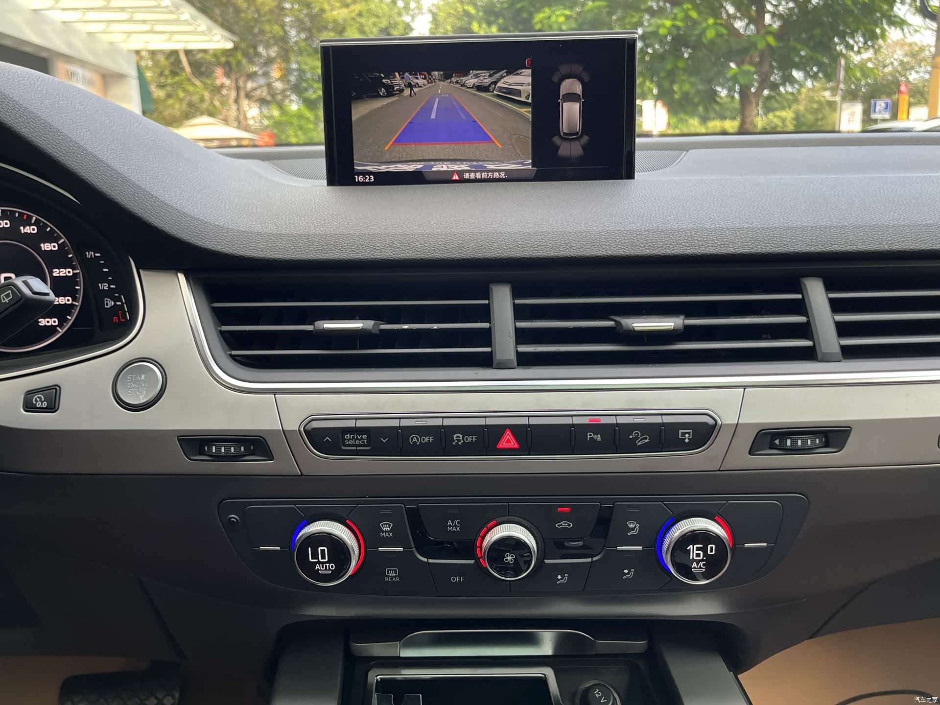 Audi Q7, 2016 10