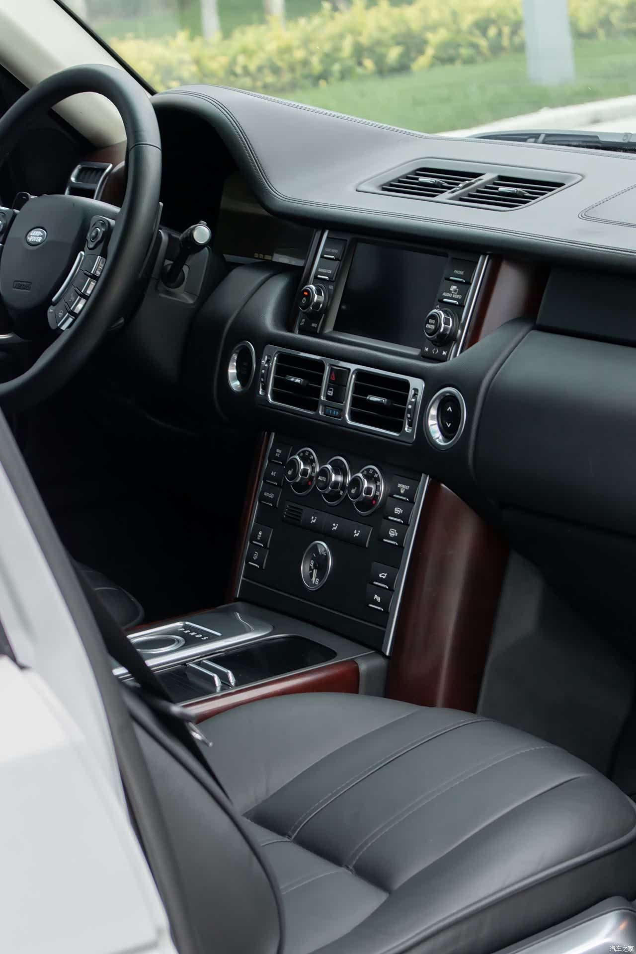 Land Rover Range Rover, 2012 12