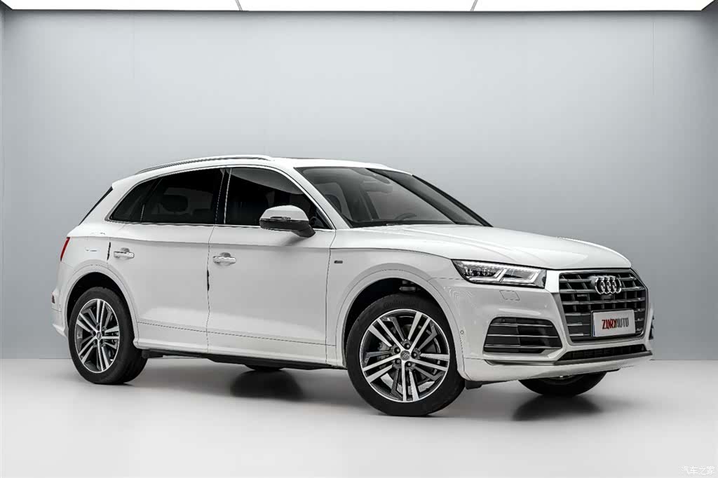 Audi Q5L, 2021 3