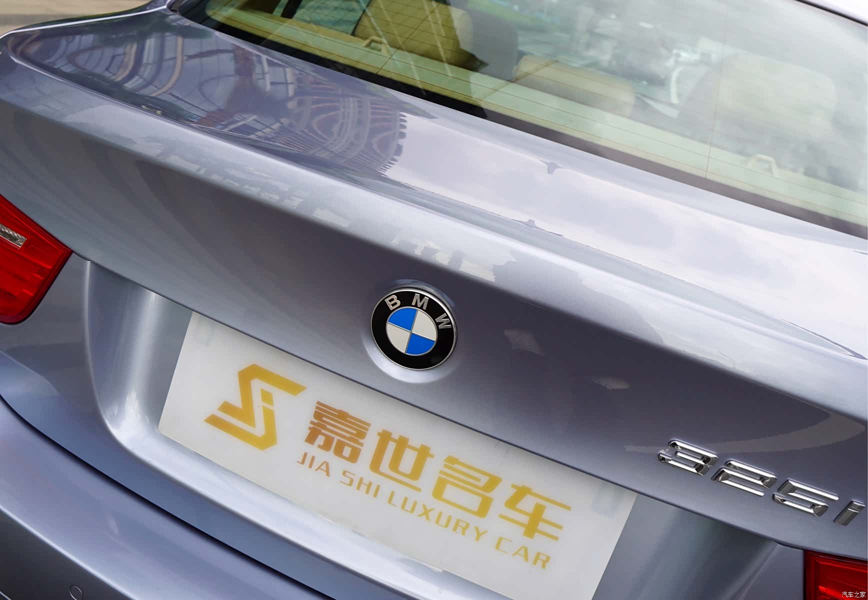 BMW 3 Series, 2011 27