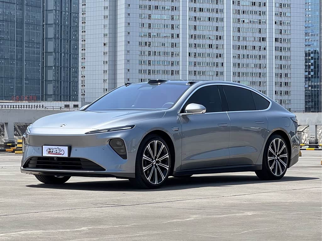 NIO ET7