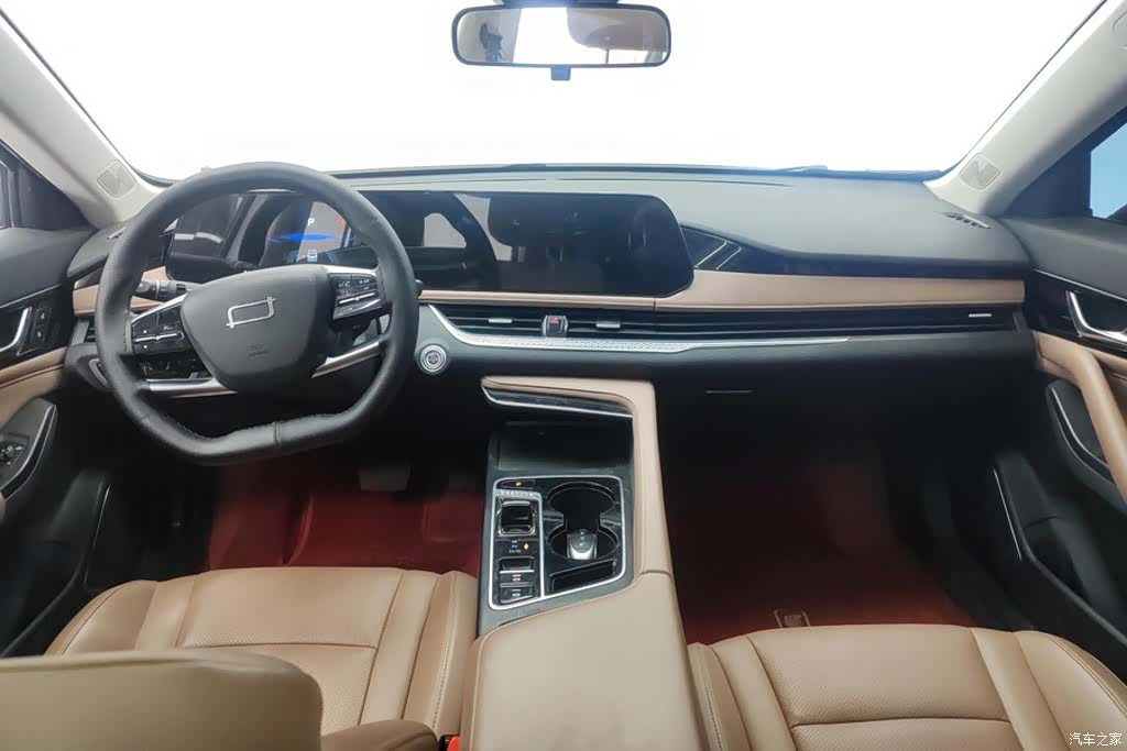 Bestune B70, 2025 12