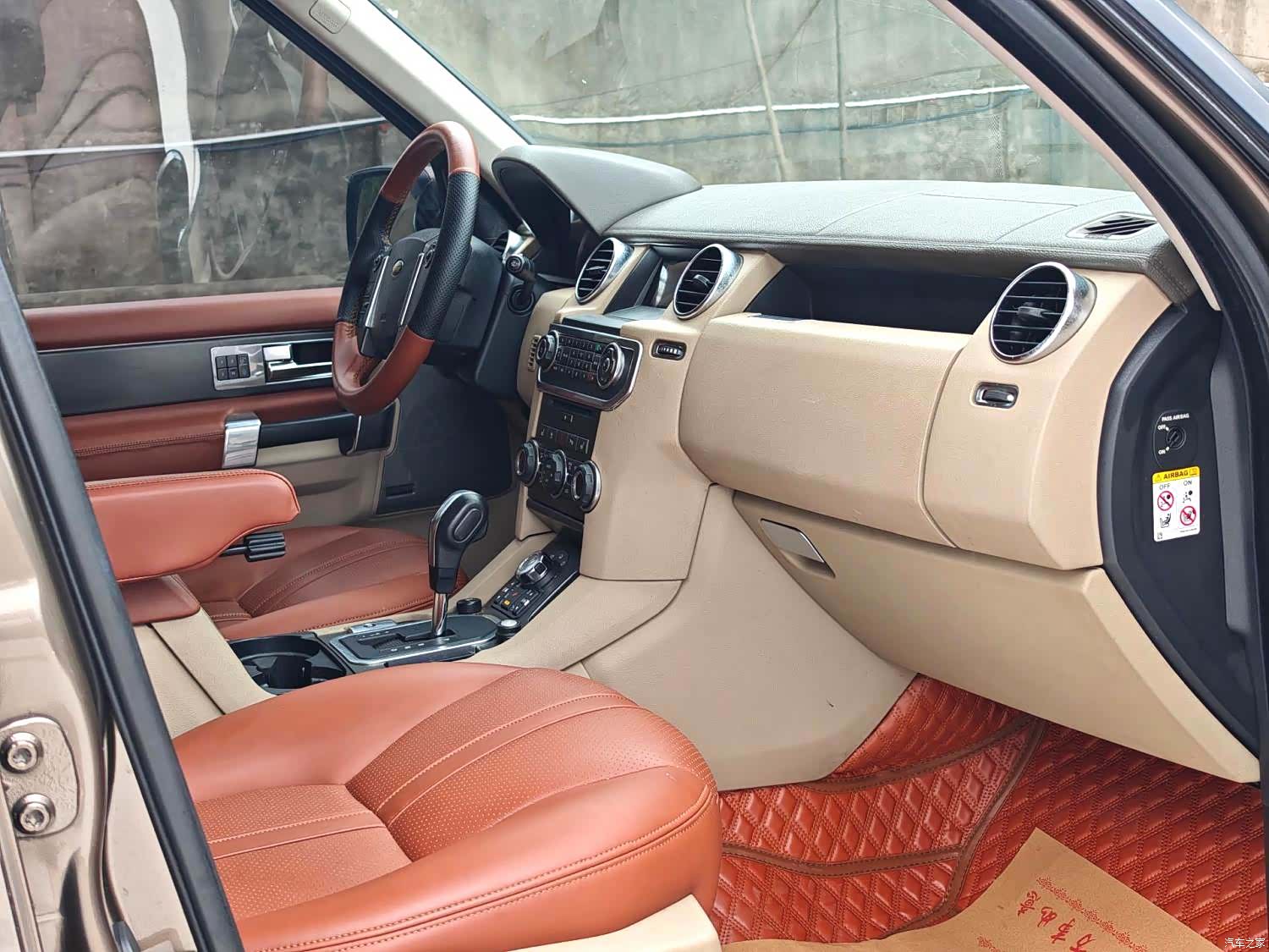 Land Rover Discovery, 2010 4