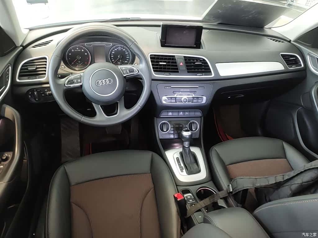 Audi Q3, 2019 16
