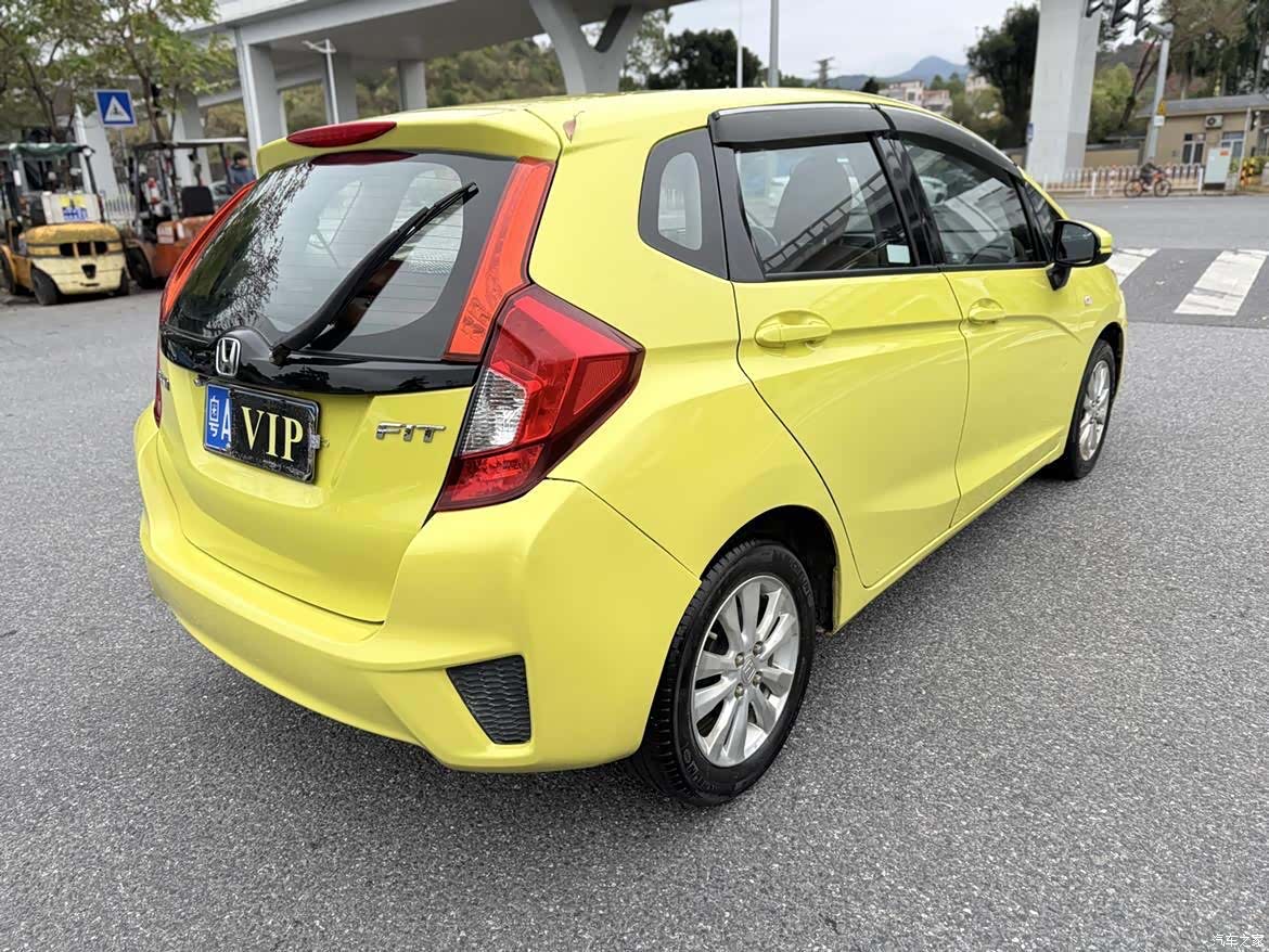 Honda Fit, 2016 все фото