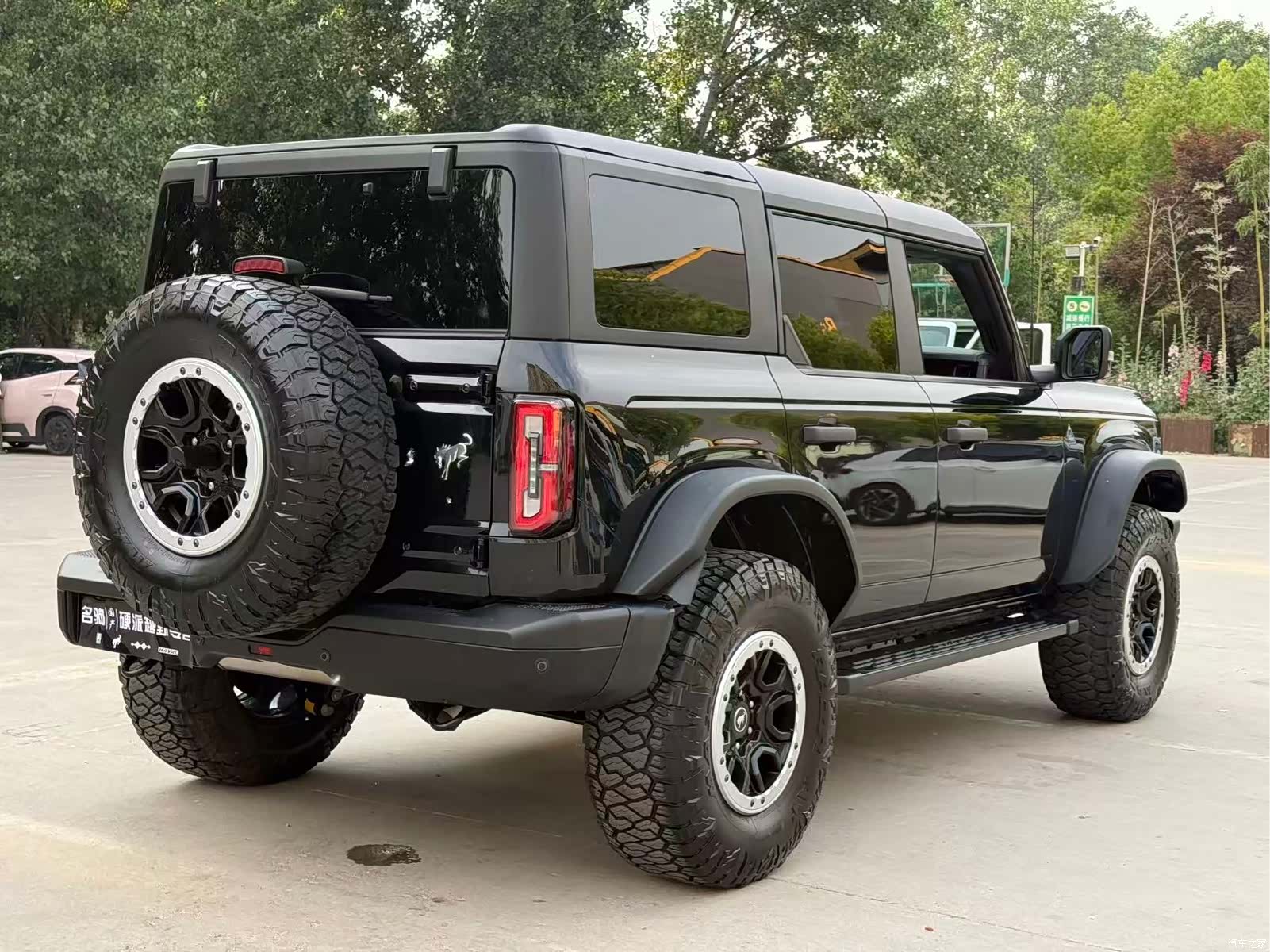 Ford Bronco, 2025 8