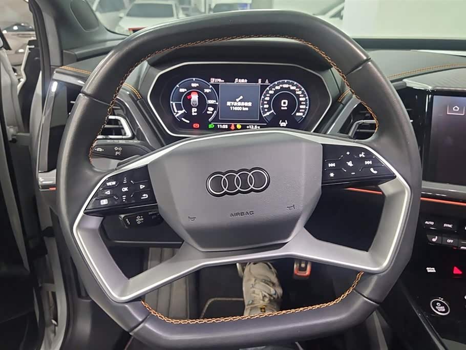 Audi Q4