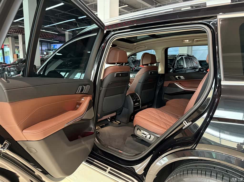 BMW X7, 2026 14