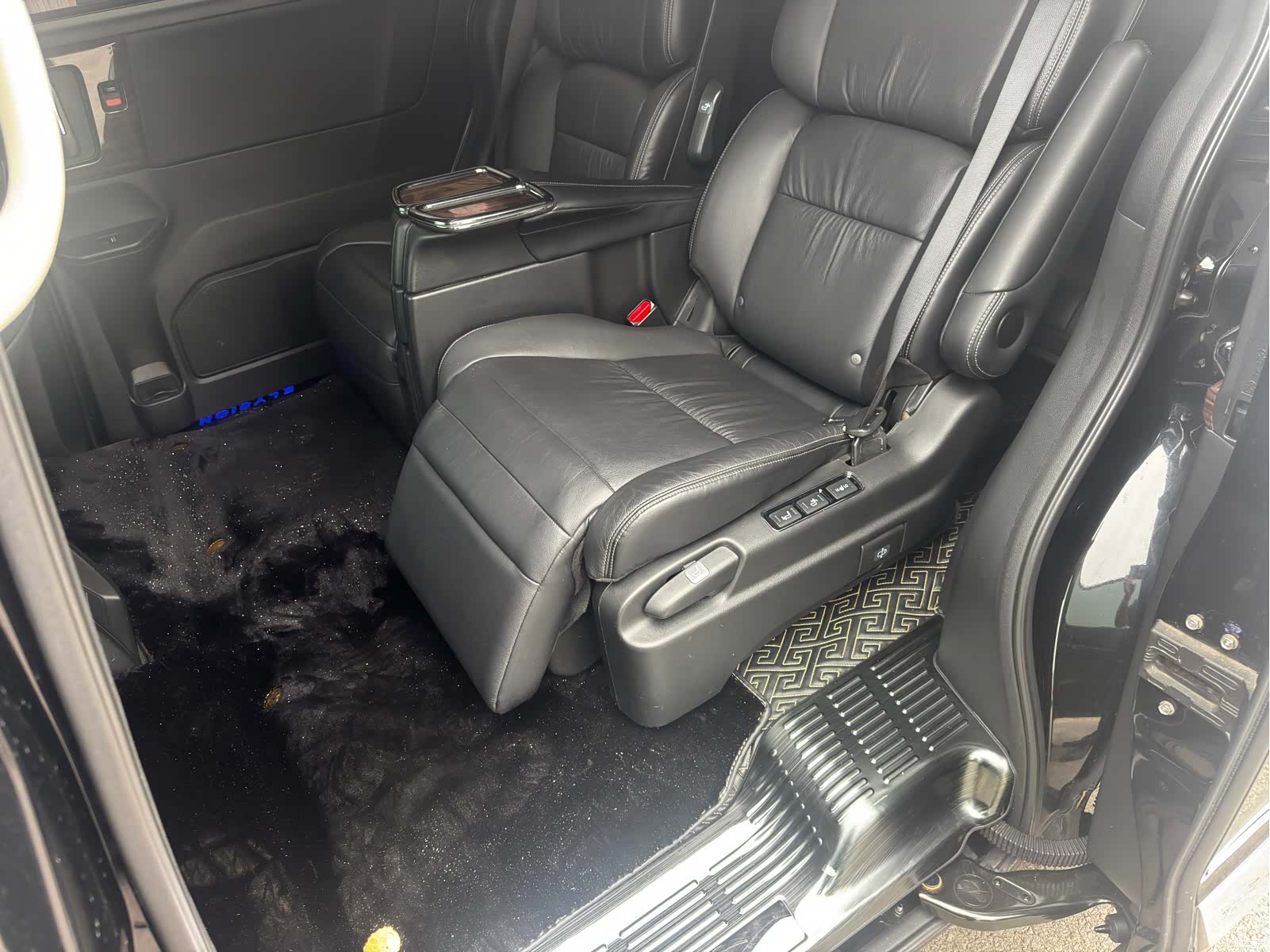 Honda Elysion, 2019 все фото
