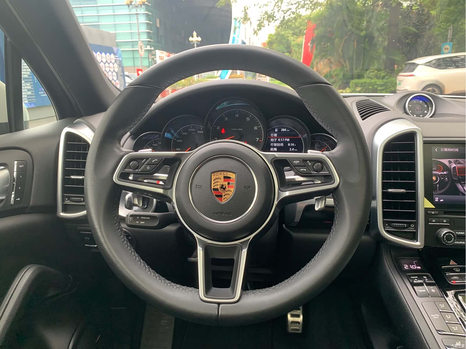 Porsche Cayenne, 2017 11