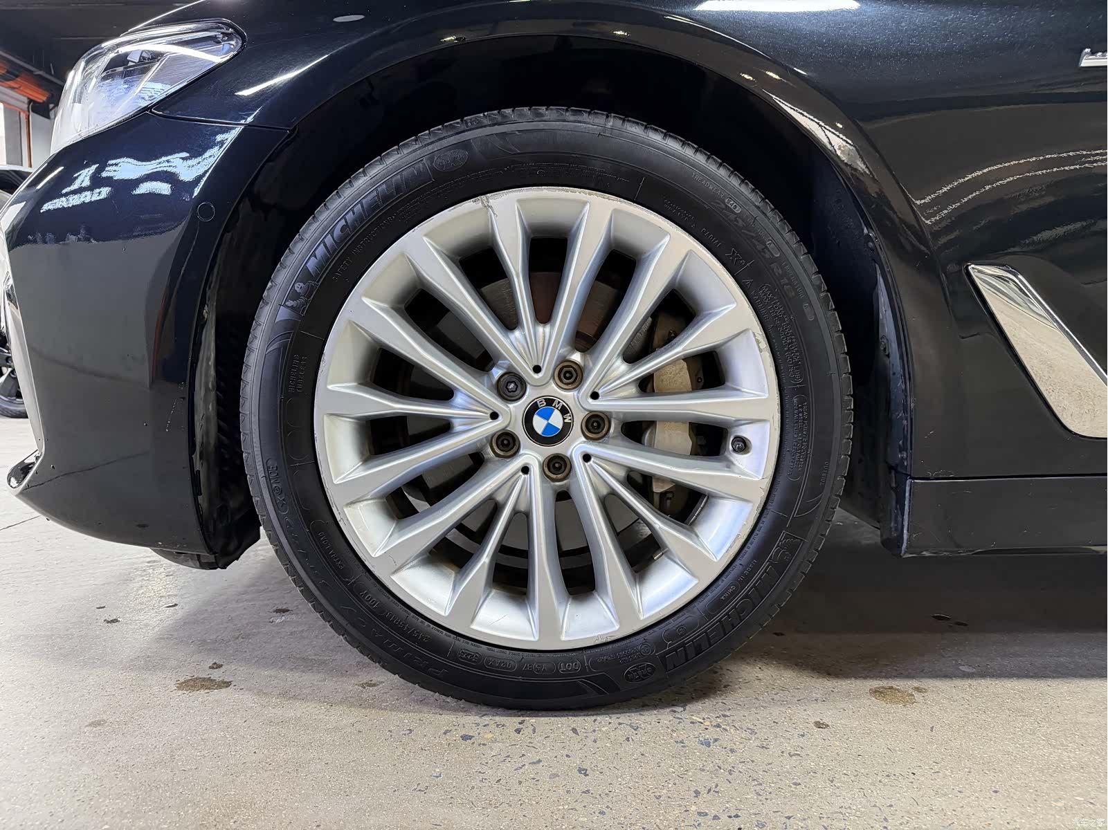 BMW 5 Series, 2017 24