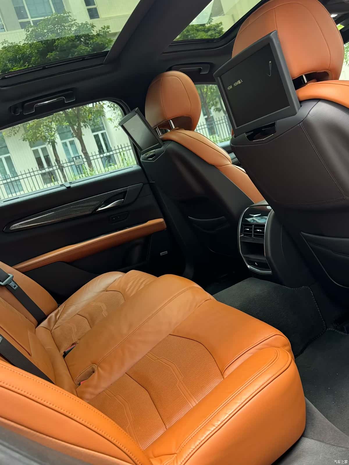 Cadillac CT6, 2016 10