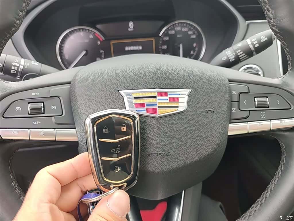 Cadillac XT4, 2023 9