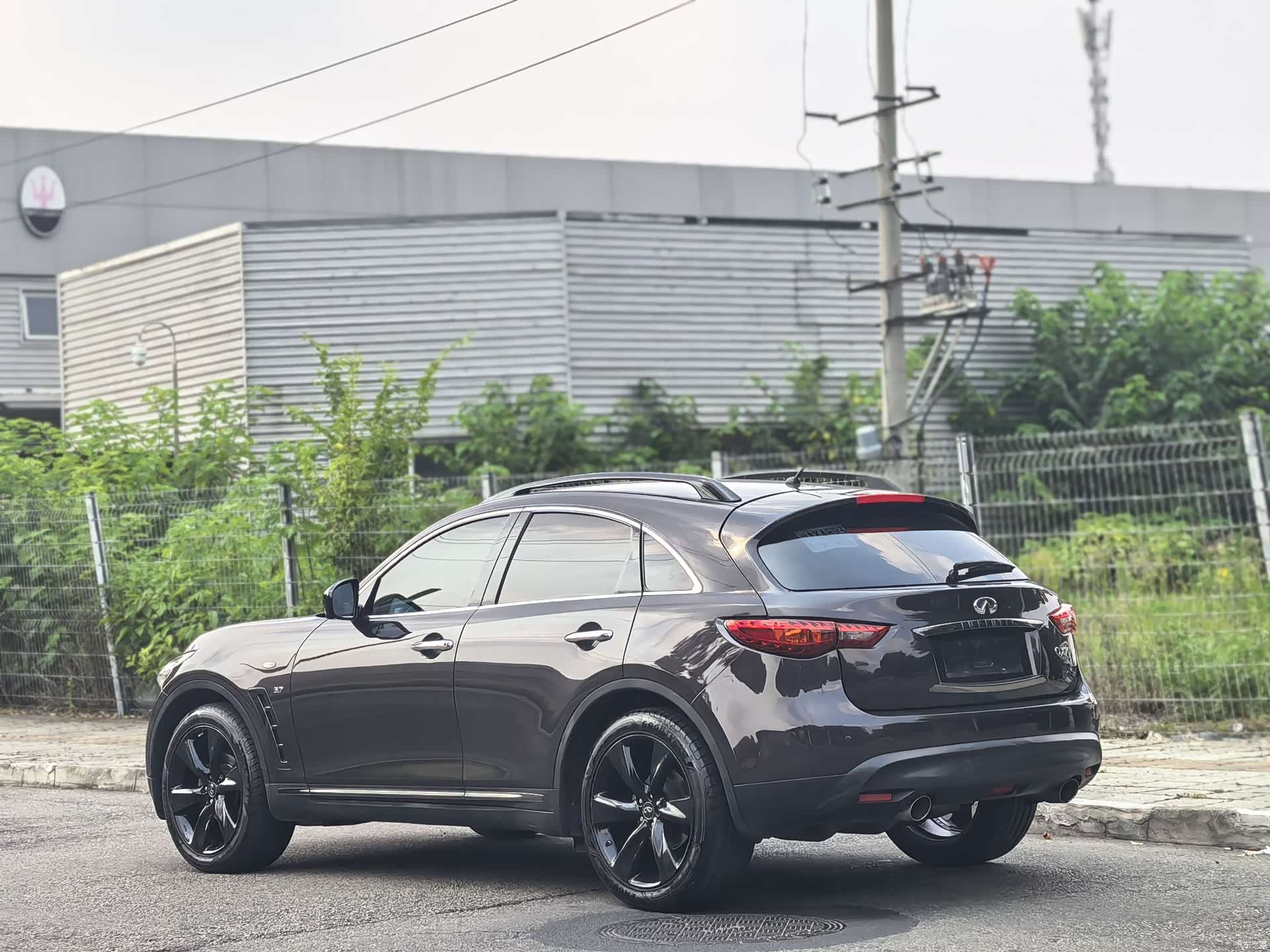 Infiniti QX70, 2016 все фото
