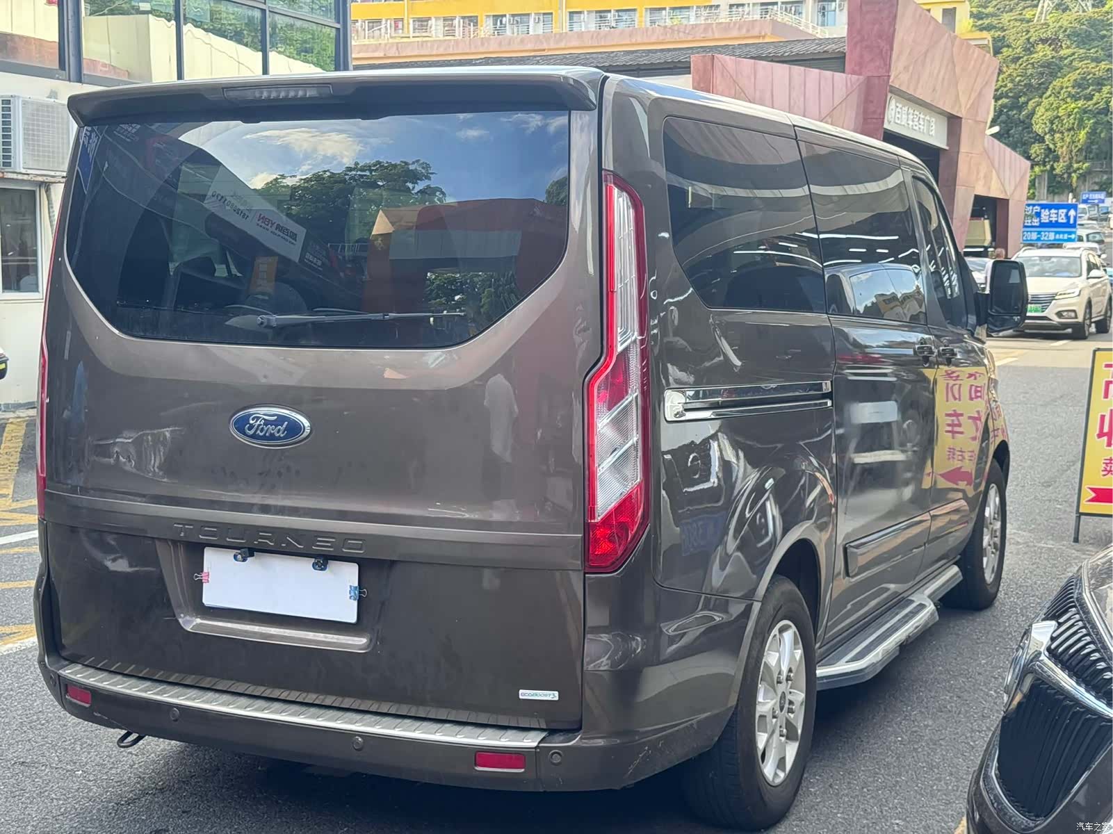 Ford Tourneo, 2017 6