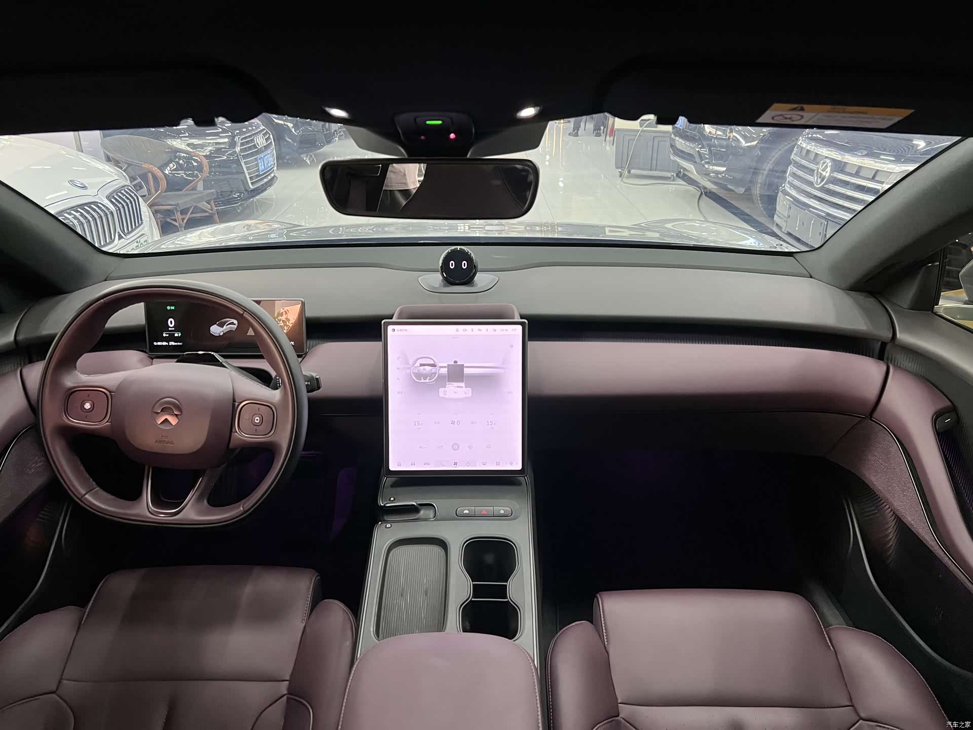 NIO ET5, 2024 все фото