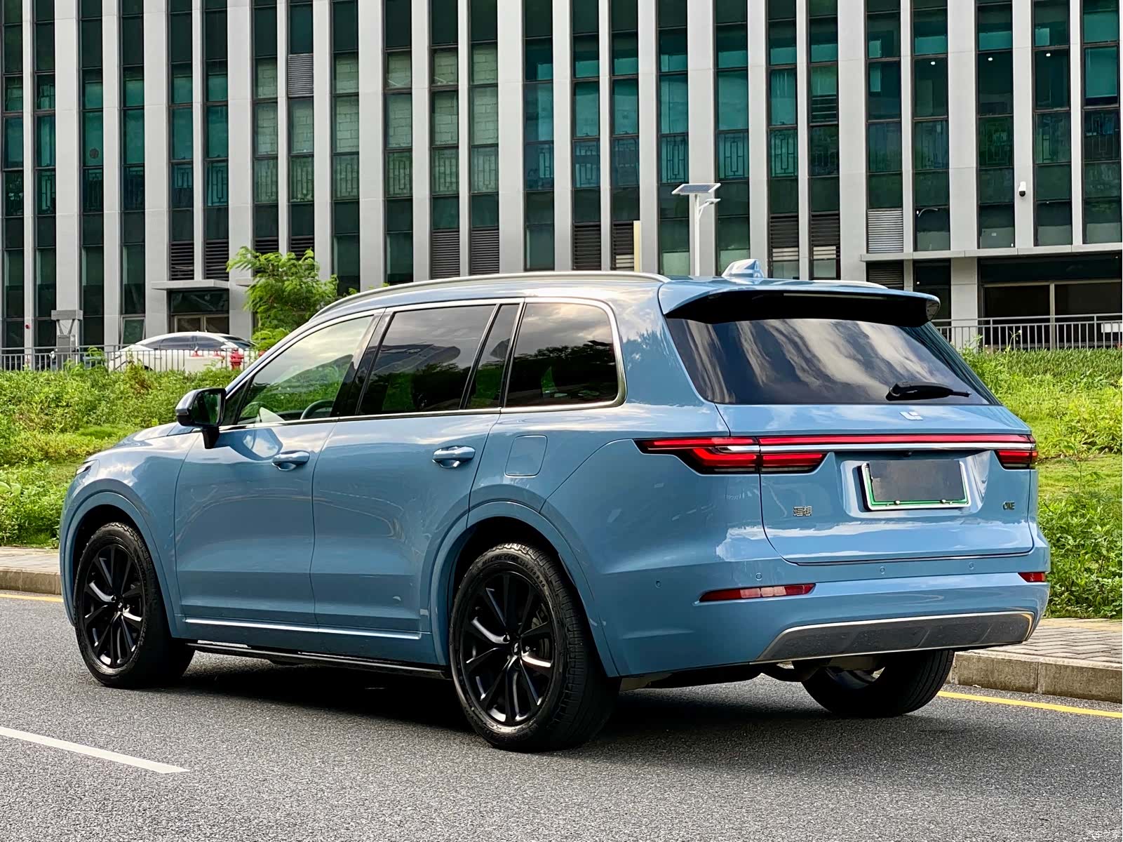 Li Auto ONE, 2022 все фото