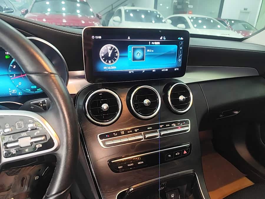 Mercedes-Benz C-Class 2019, фото 13