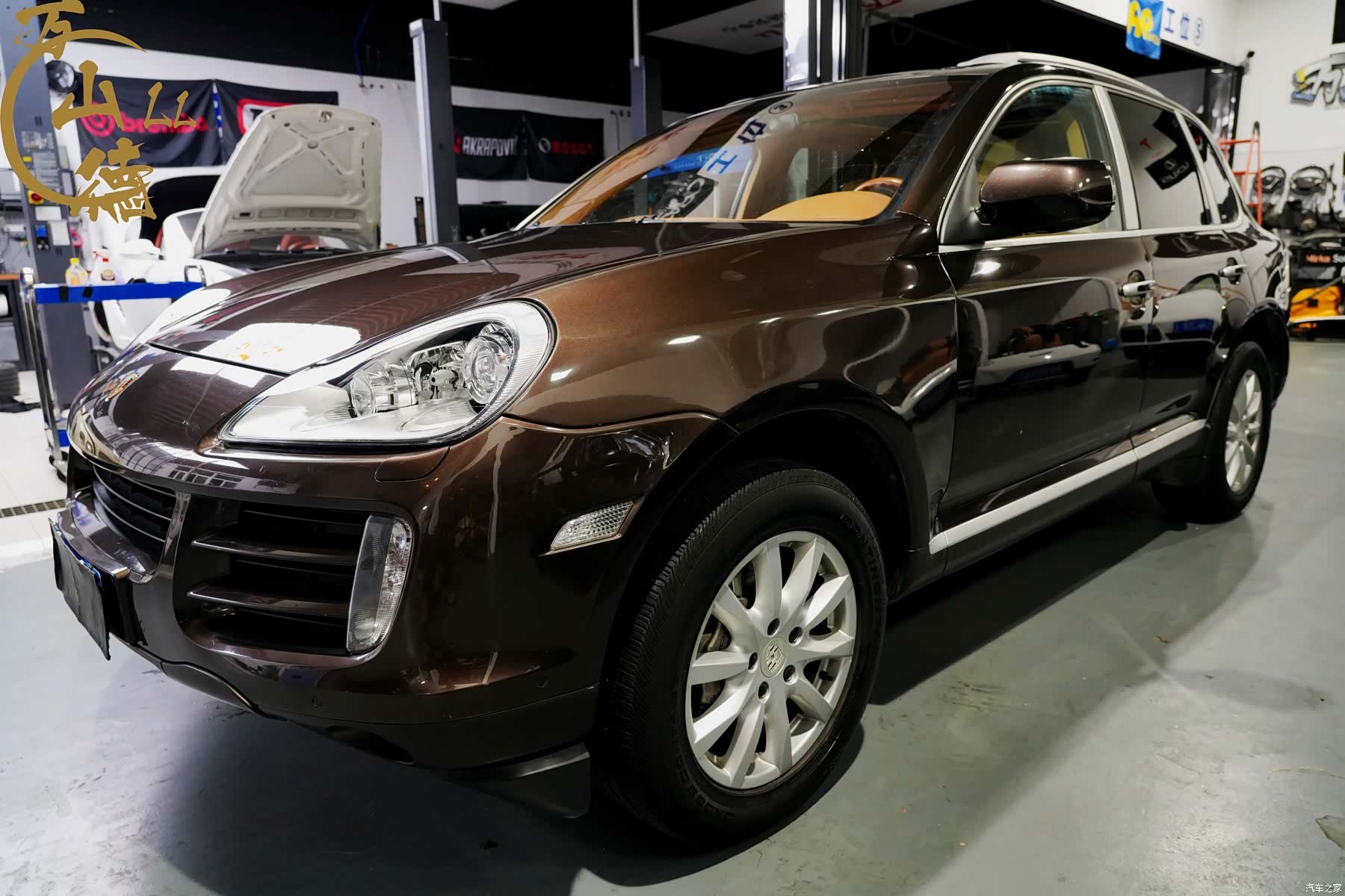 Porsche Cayenne, 2010 1