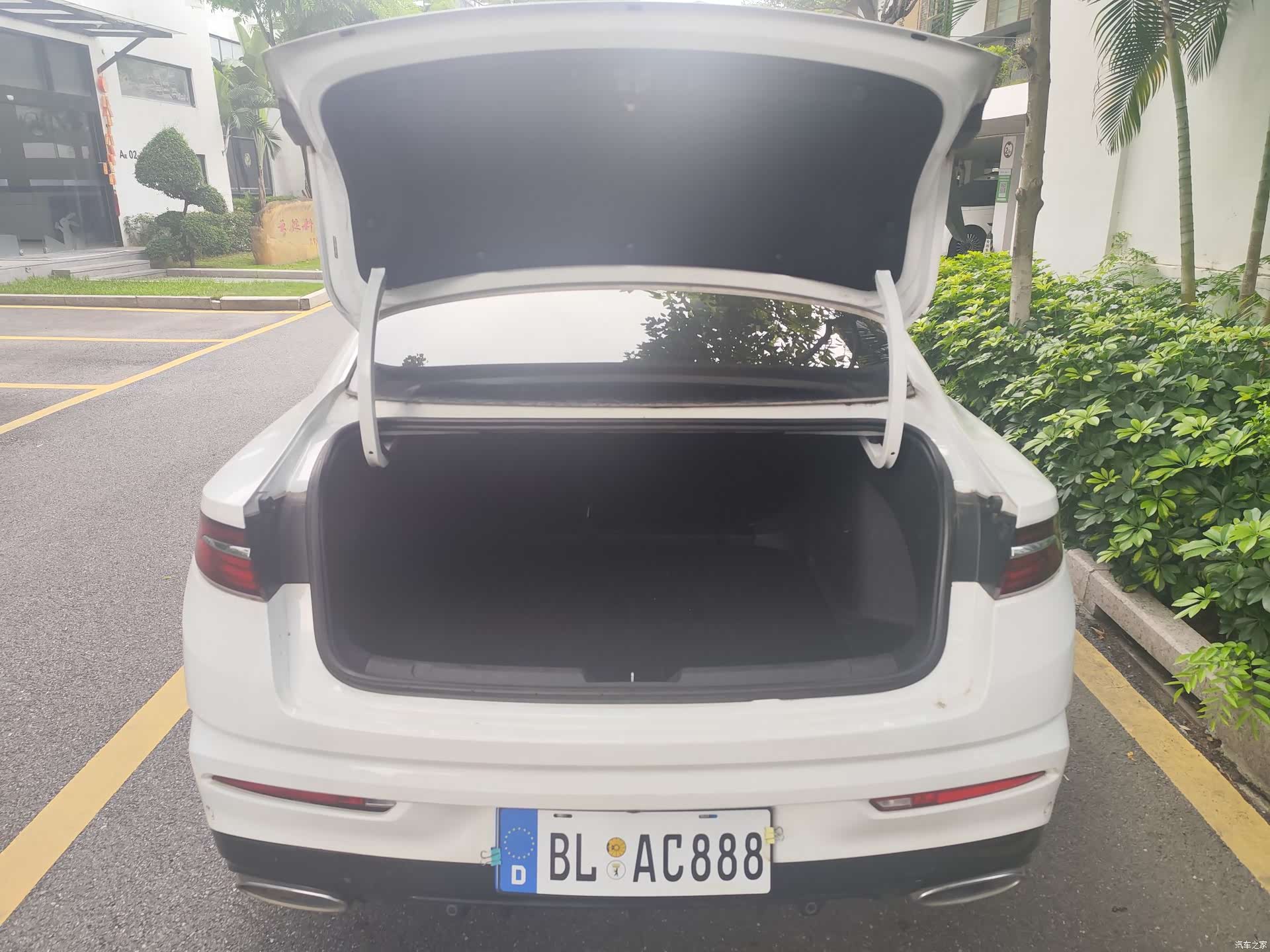 Geely Preface, 2022 27