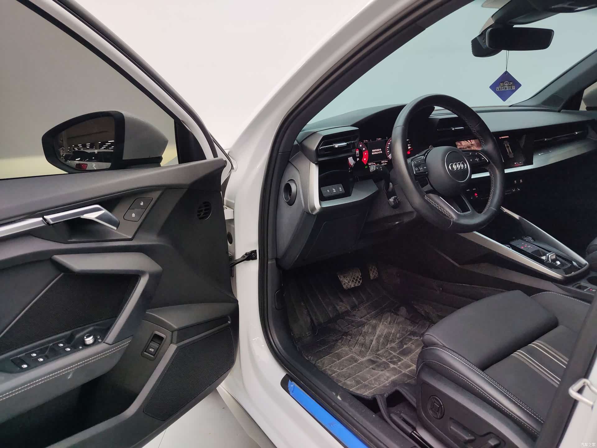 Audi A3, 2023 10