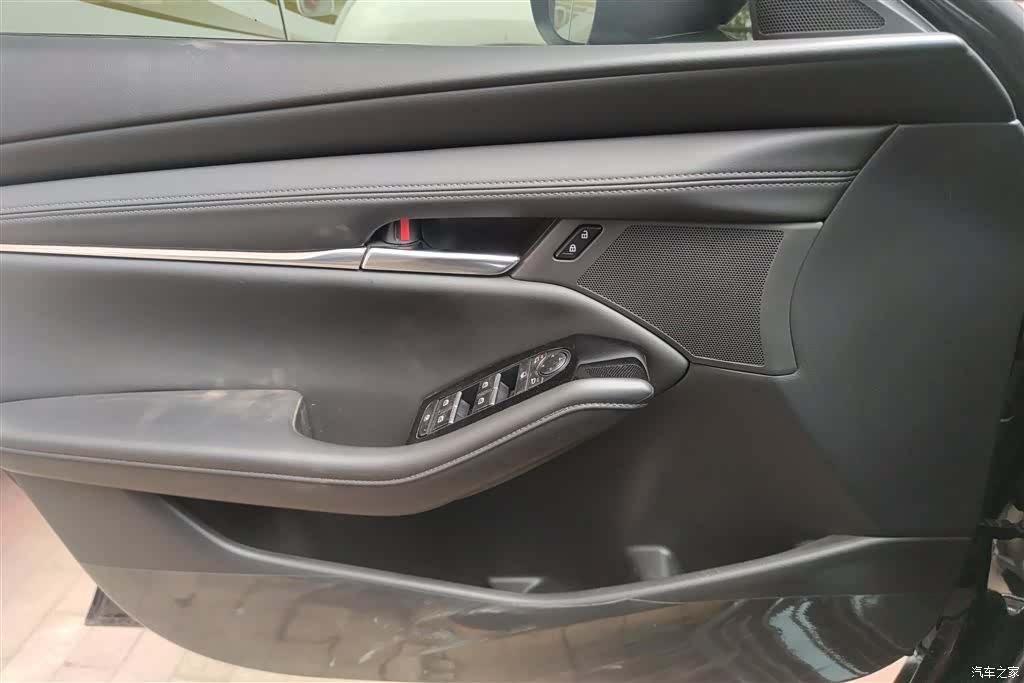 Mazda Mazda3, 2024 7