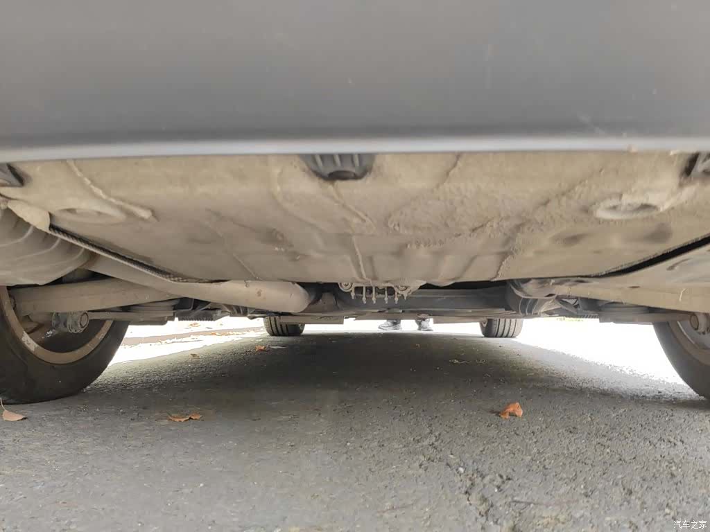 Audi A4L, 2014 25
