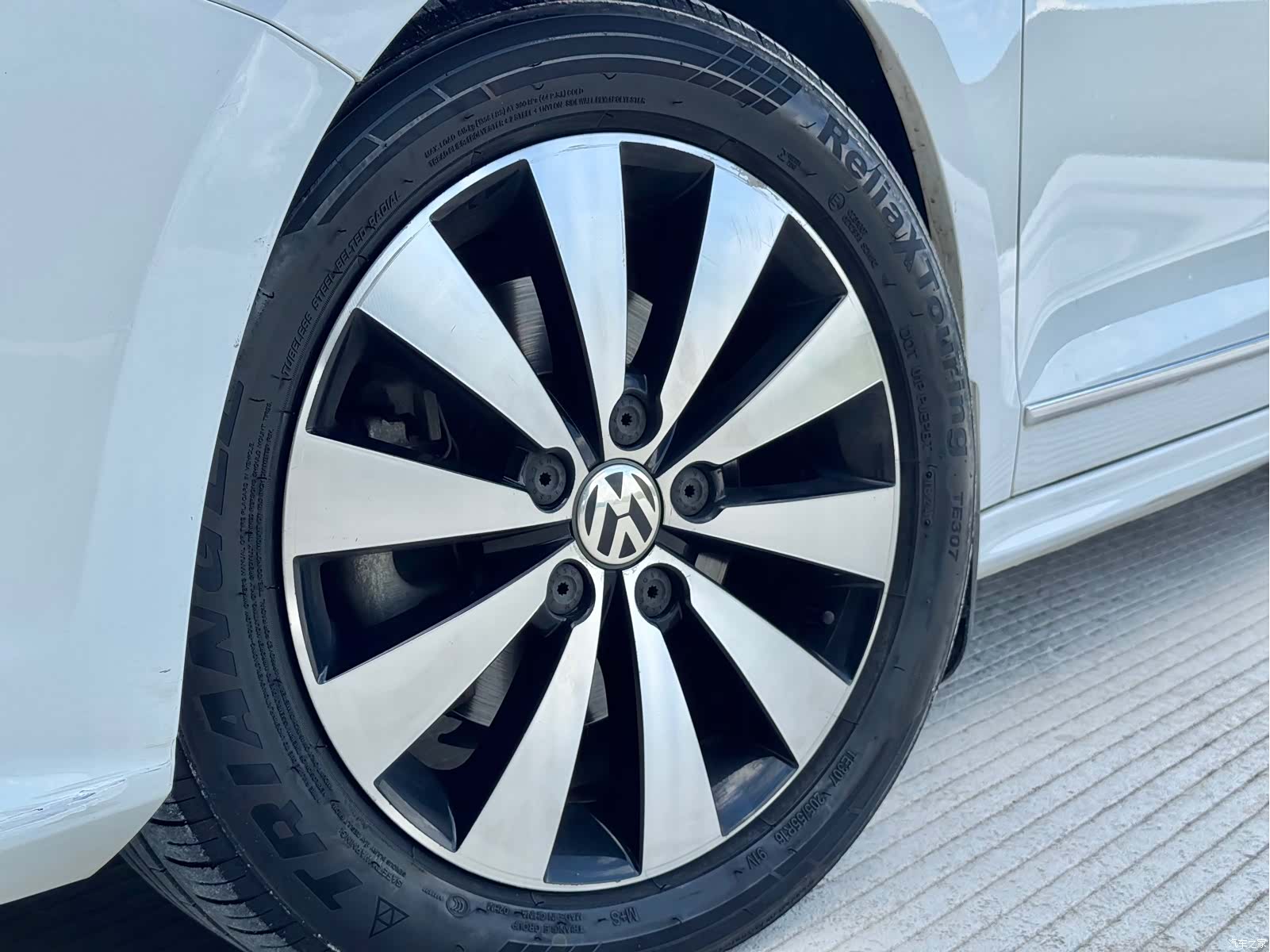 Volkswagen Sagitar, 2018 11