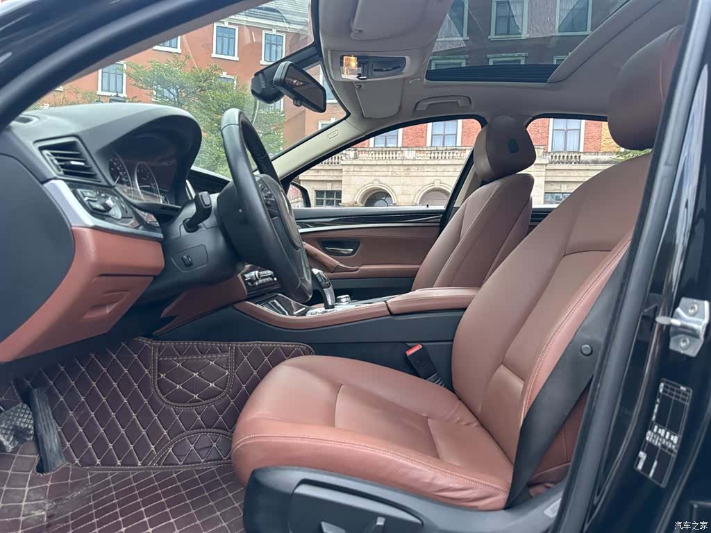 BMW 5 Series, 2017 все фото