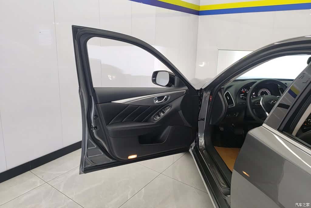 Infiniti Q50L, 2024 7