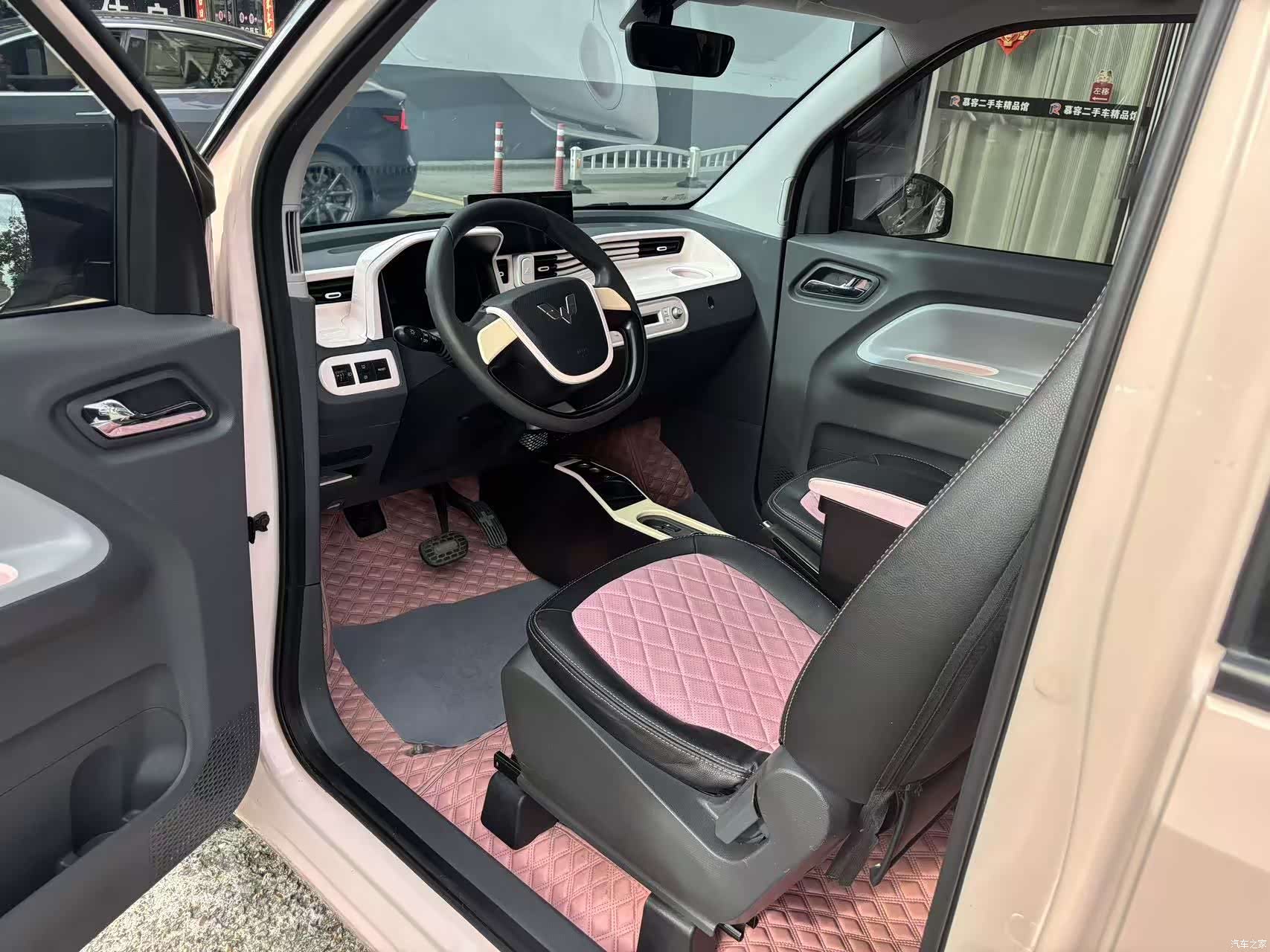 Wuling MINIEV, 2022 6
