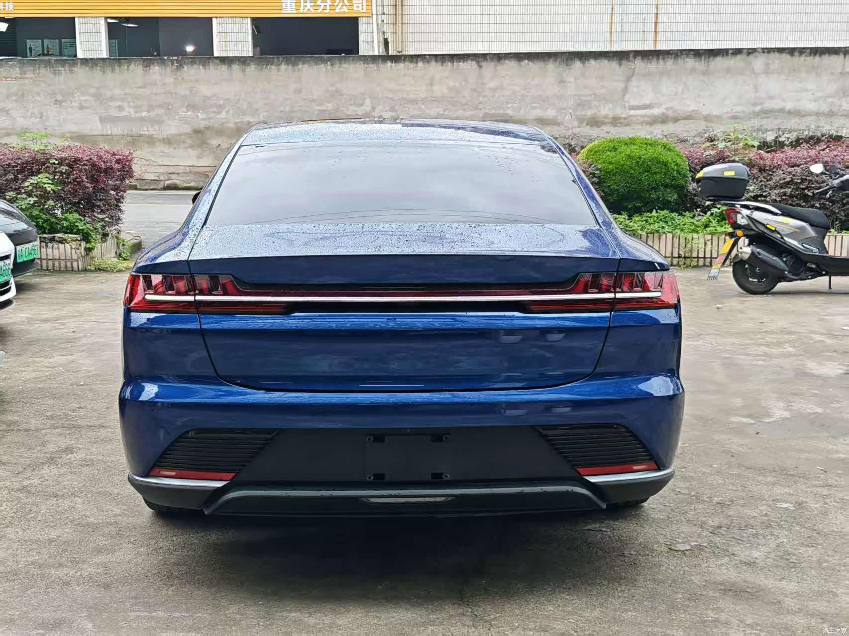 BYD Han, 2022 4