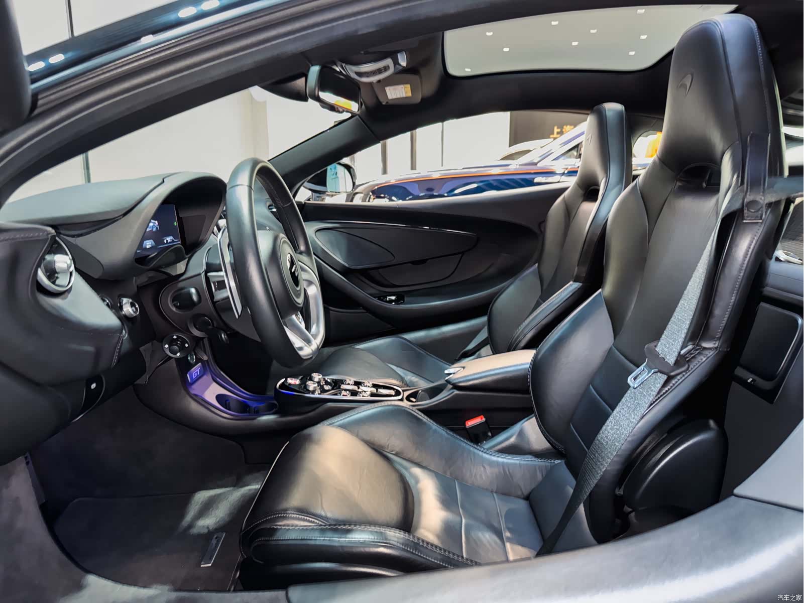 McLaren GT, 2023 15