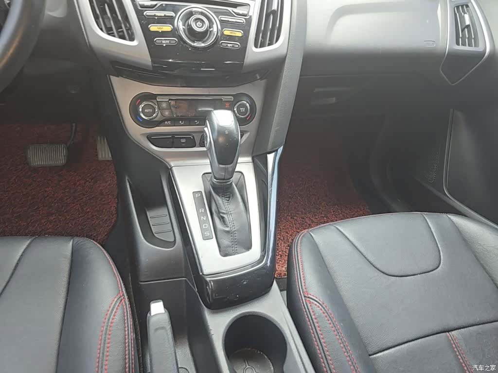 Ford Focus, 2015 14