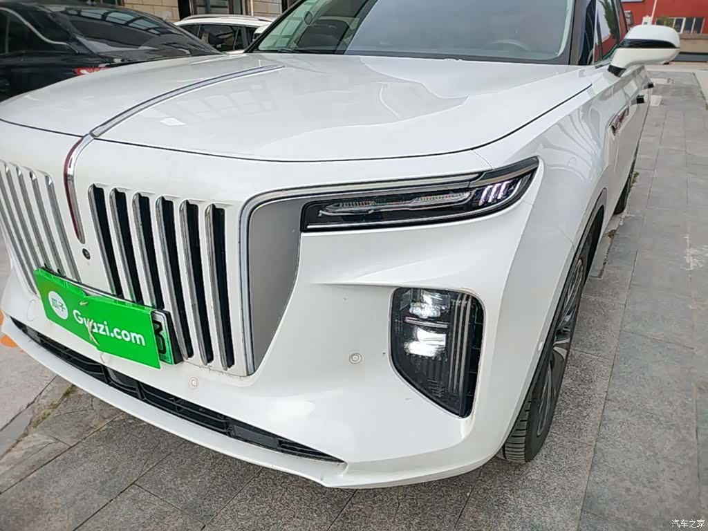 Hongqi E-HS9, 2023 24